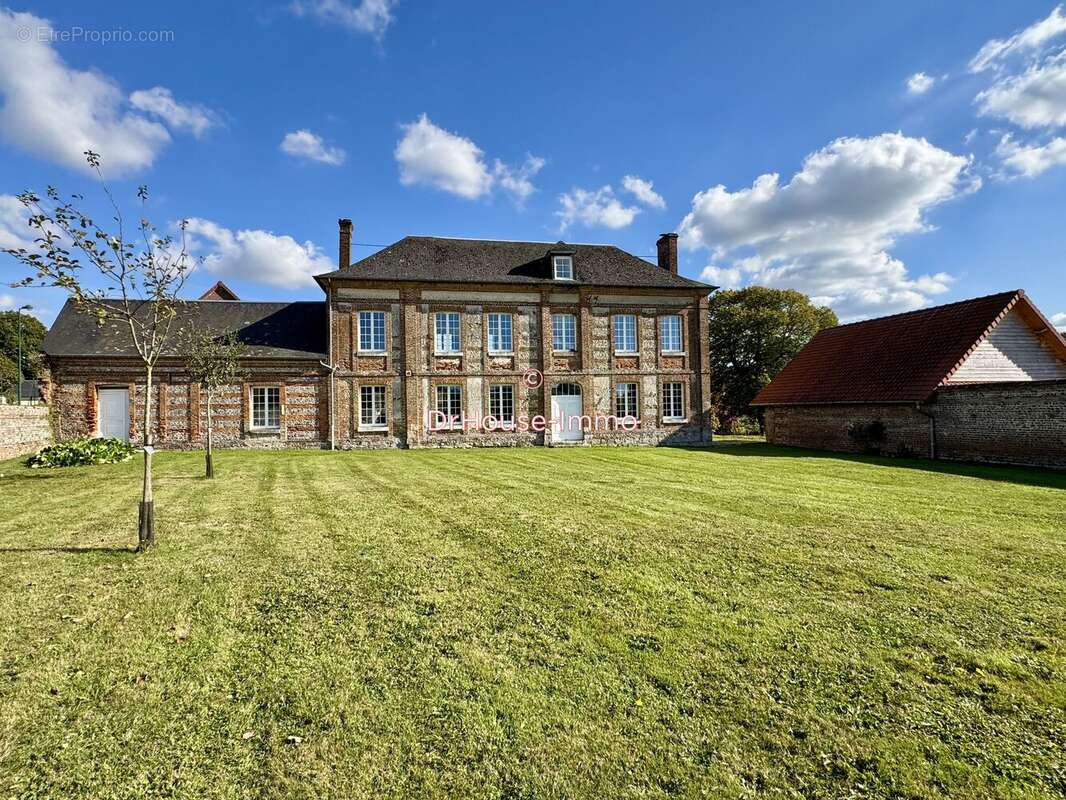 Maison à SAINT-VAAST-D&#039;EQUIQUEVILLE