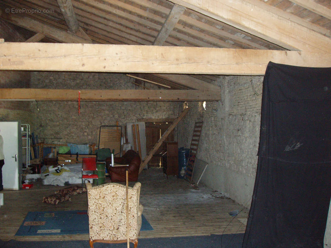 Maison à SAINT-JULIA