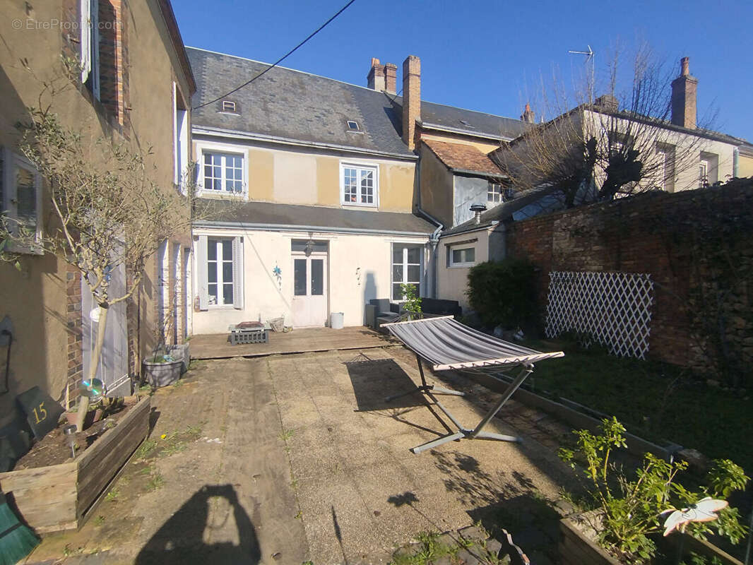 Maison à MONDOUBLEAU
