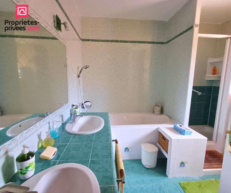 Maison à PUGET-SUR-ARGENS