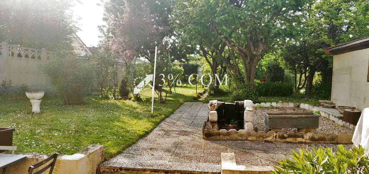 Maison à AULNAY-SOUS-BOIS