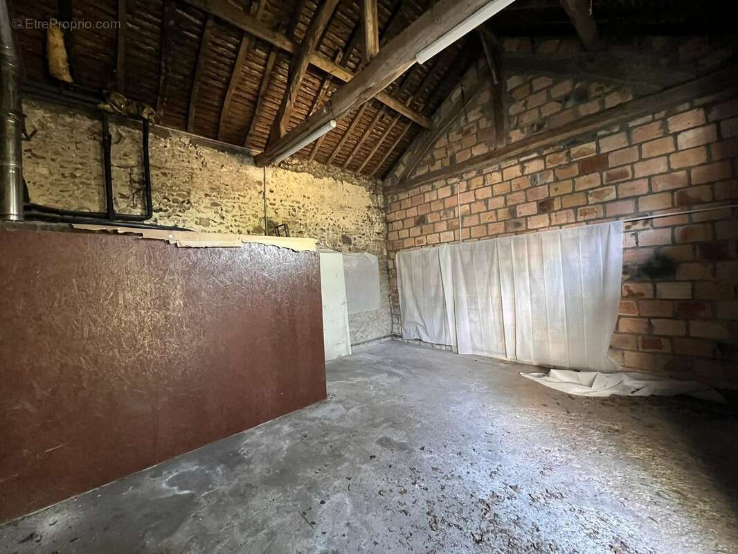 Maison à SAINT-CHERON