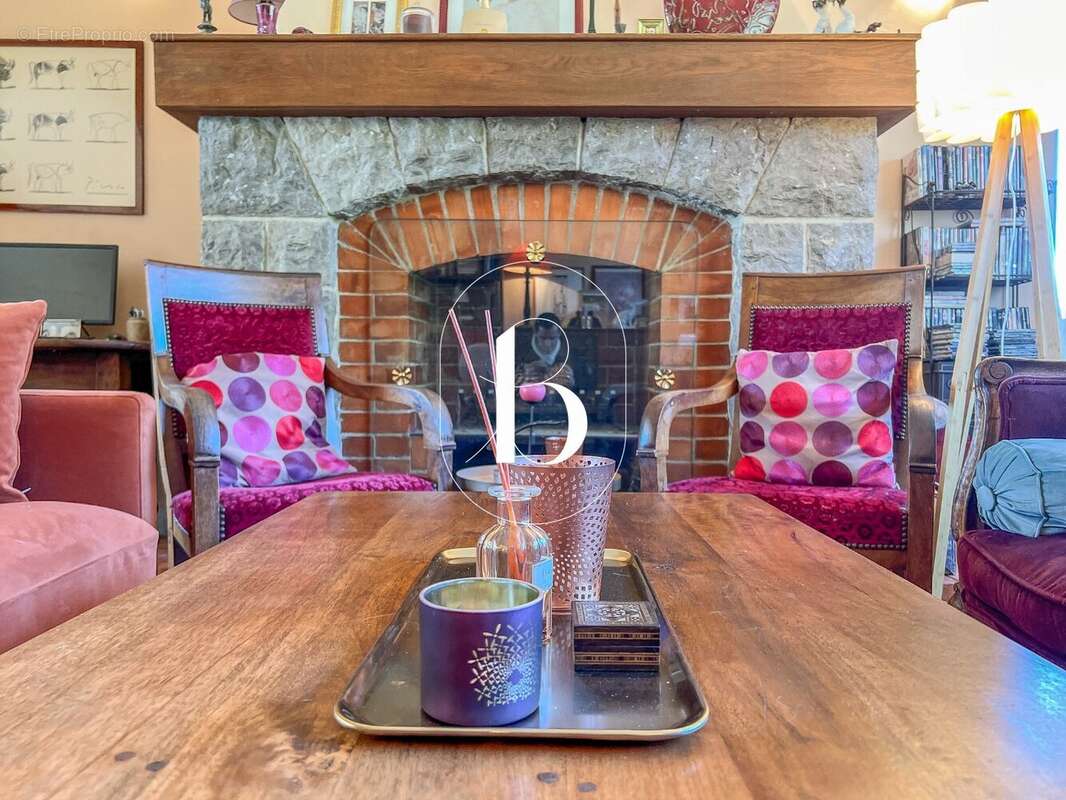 Maison à VALLON-PONT-D&#039;ARC