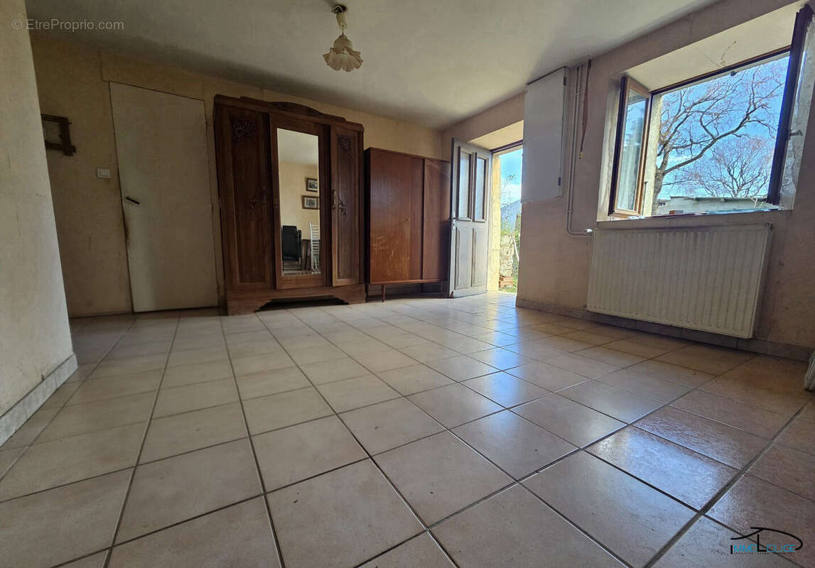 Maison 121 m² à Les Albres  - photo 6