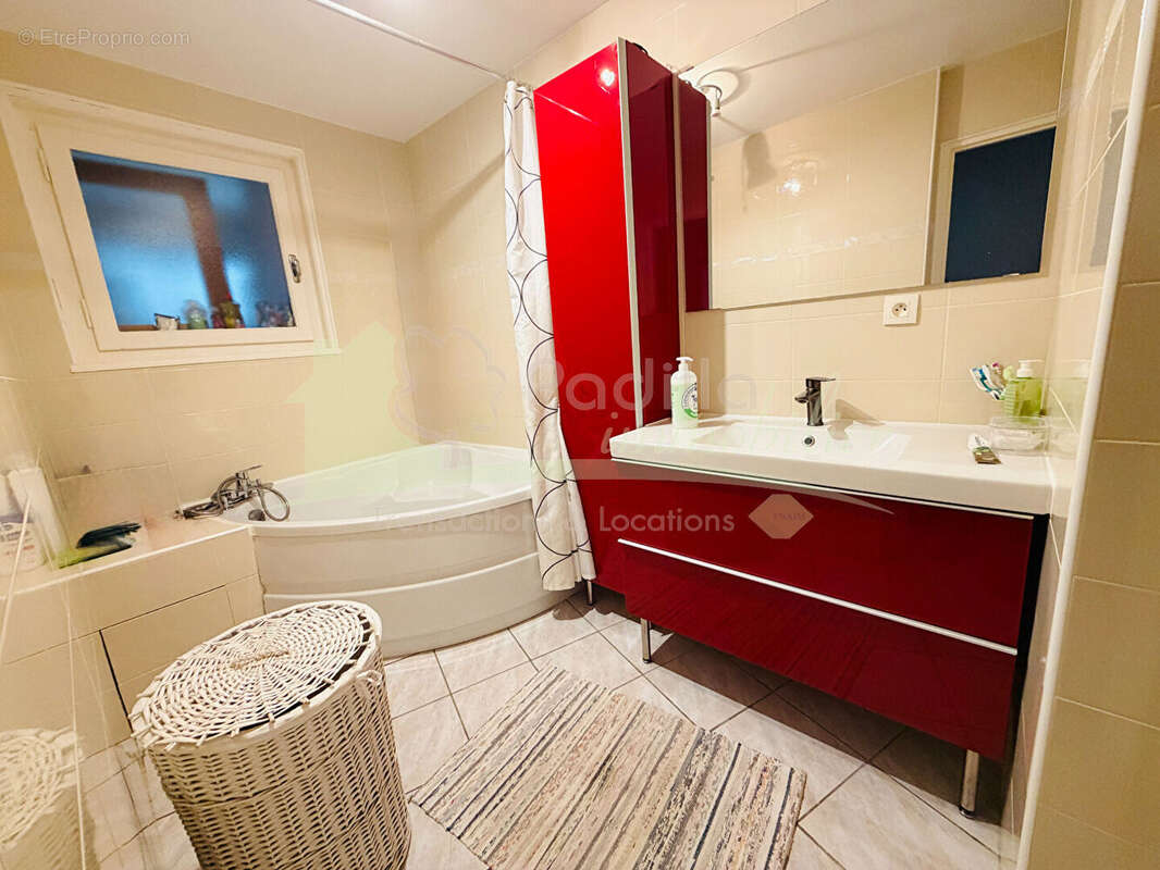 Appartement à CLUSES