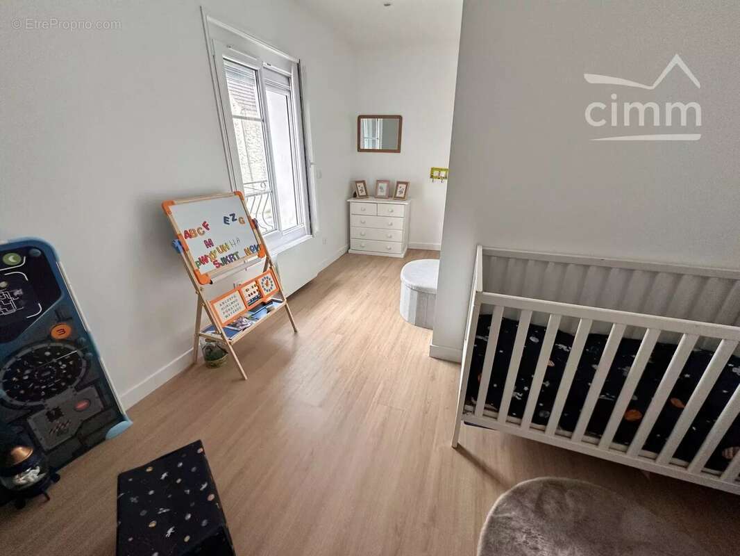 Maison à CONGIS-SUR-THEROUANNE