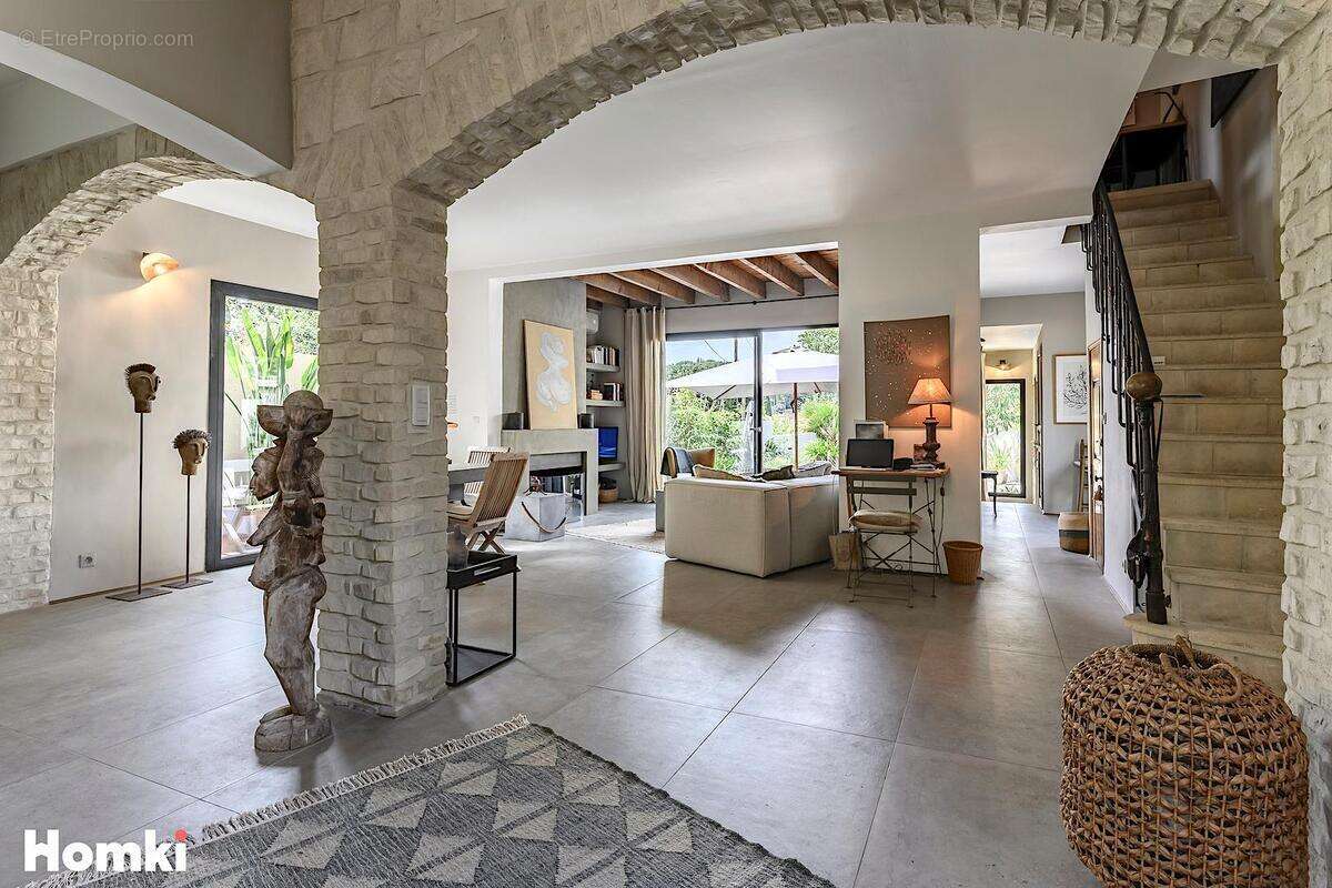 Maison à VILLENEUVE-LES-AVIGNON