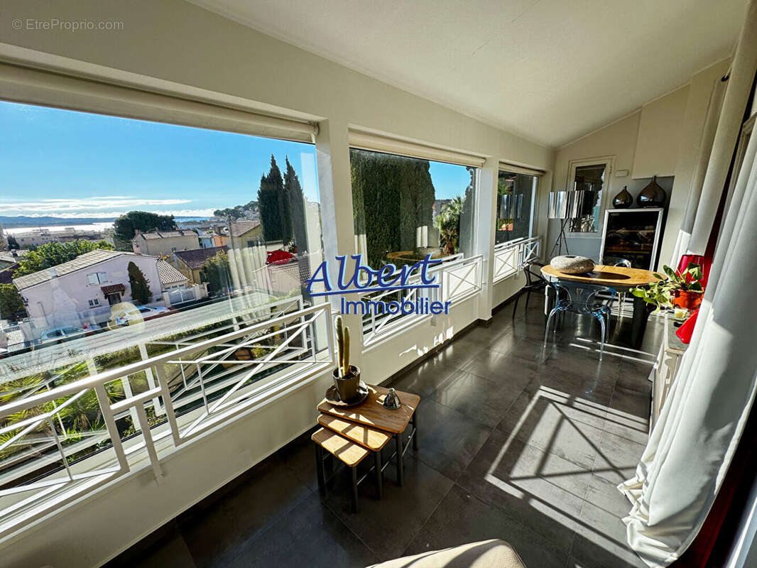 Appartement à SANARY-SUR-MER