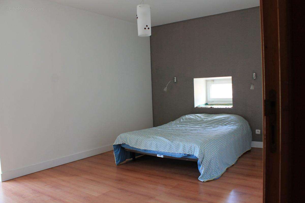 Maison à CHATELLERAULT