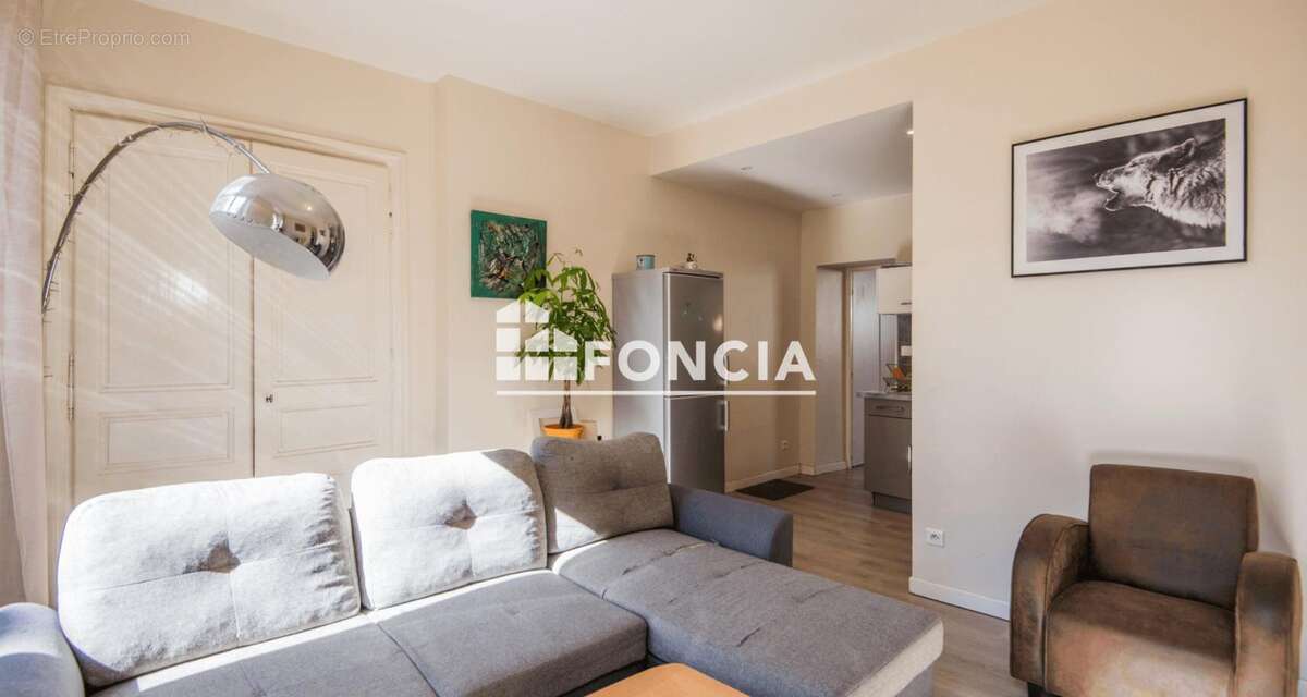Appartement T2 de 39 m² avec terrasse – Centre historique de Rodez - photo 3