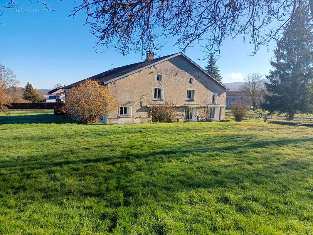 Maison à REMONCOURT