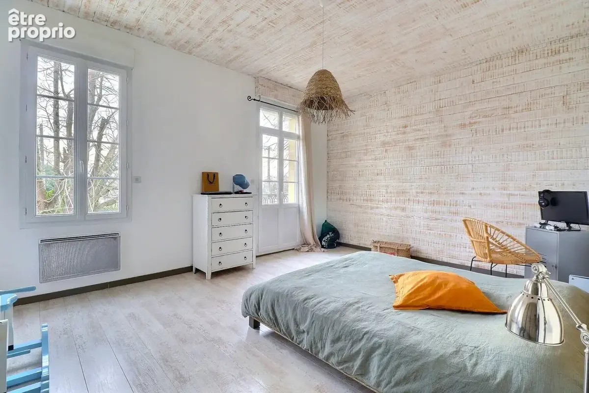 Maison de caractère avec salle de réception - photo 11