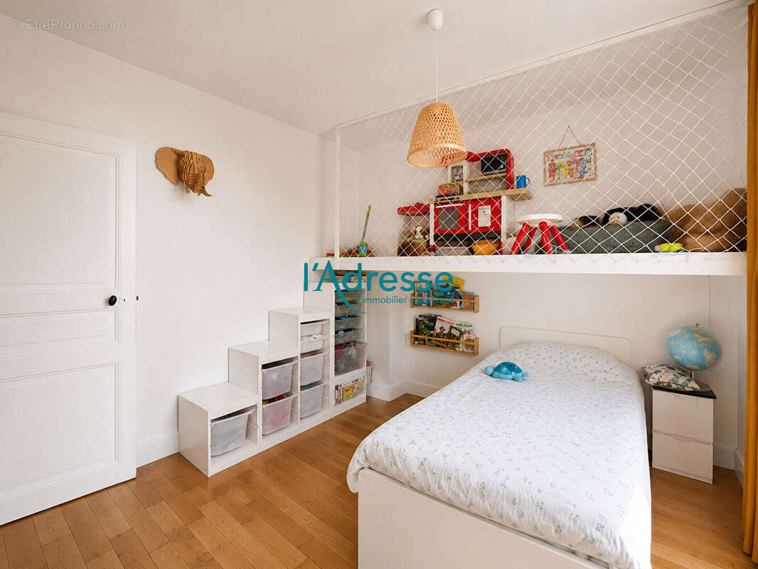 Appartement à NANTERRE