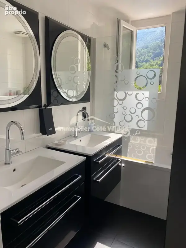 Maison individuelle avec piscine/ 2 appartements potentiel / 600m2 de terrain - photo 7