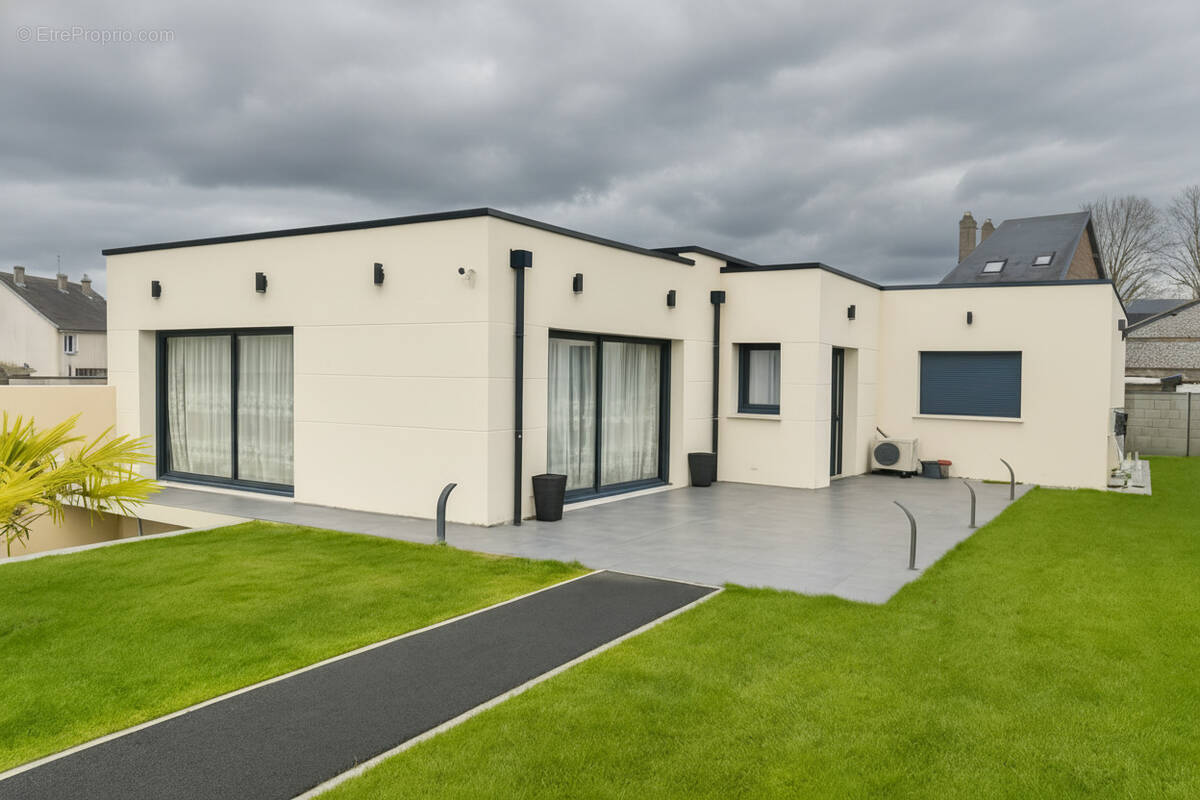 Maison à CAUDEBEC-LES-ELBEUF