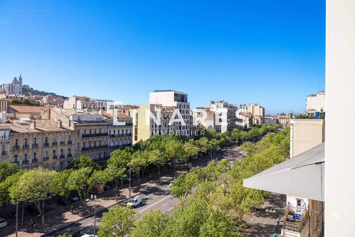 Appartement à MARSEILLE-6E