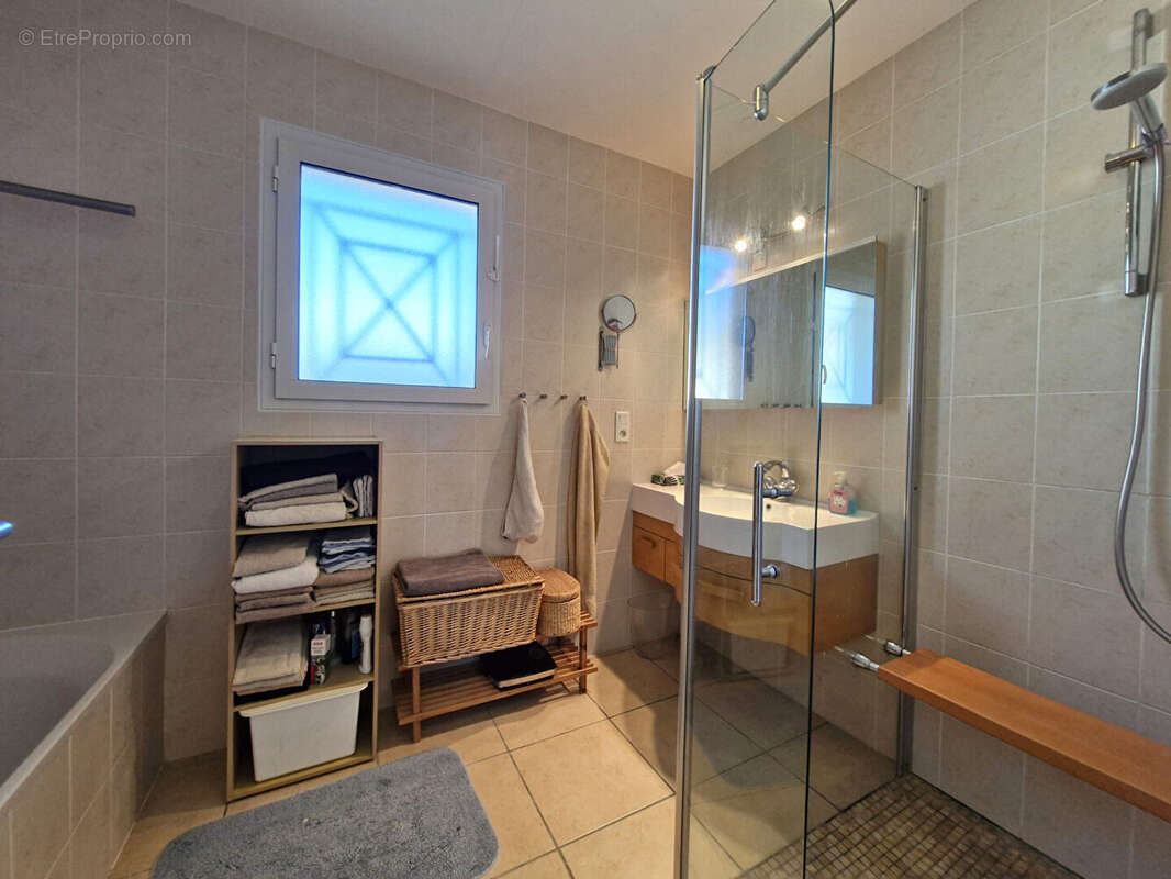 Maison à SAINT-MICHEL-ESCALUS