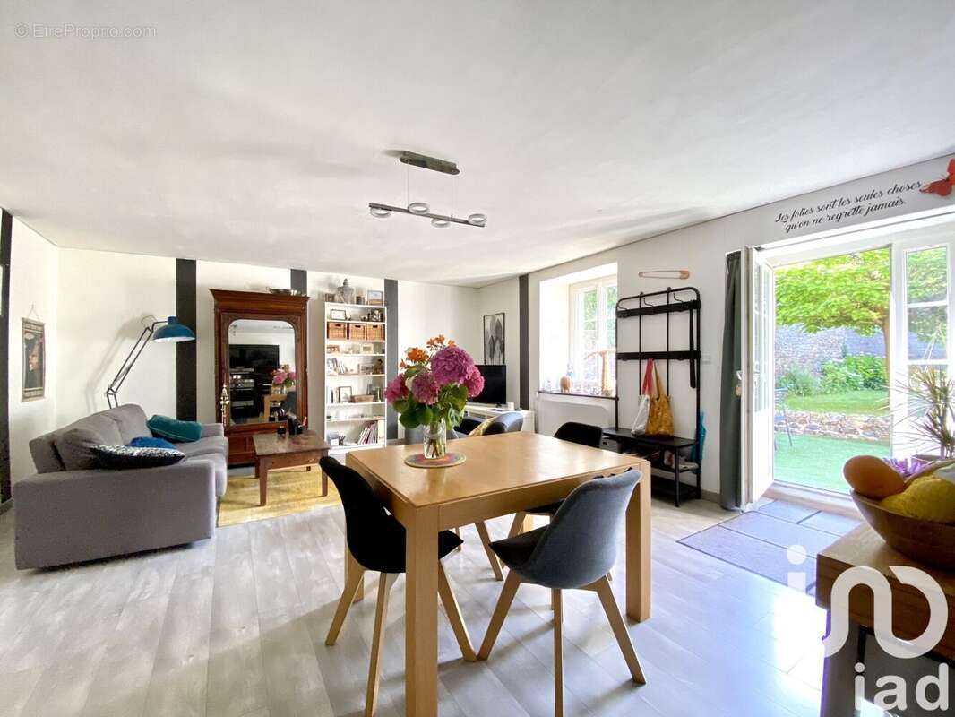 Photo 5 - Maison à MINIAC-MORVAN