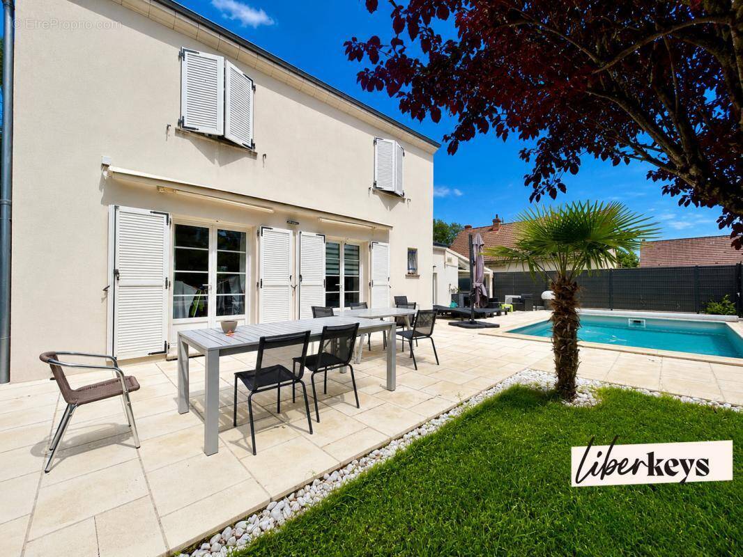 Maison à OLIVET