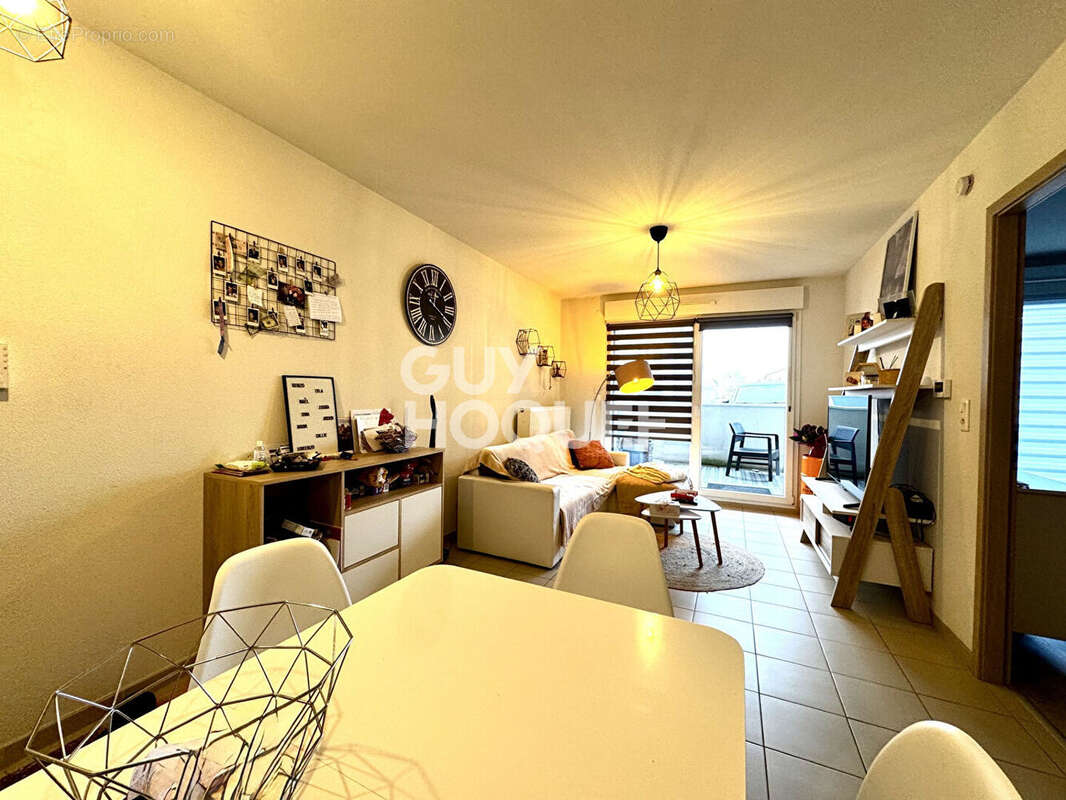 Appartement à LEXY