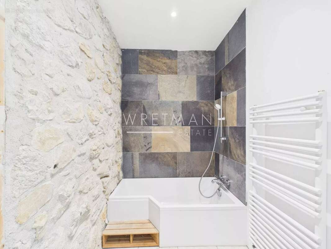 Maison en pierre avec piscine, jacuzzi et panorama exceptionnel - Sospel - photo 17