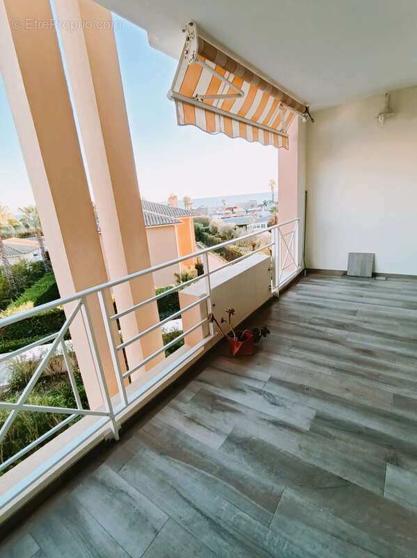 Appartement à FREJUS
