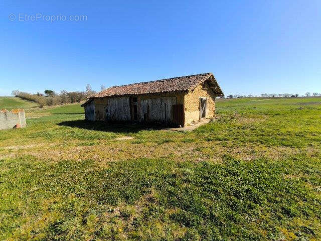 Maison à ESCORNEBOEUF
