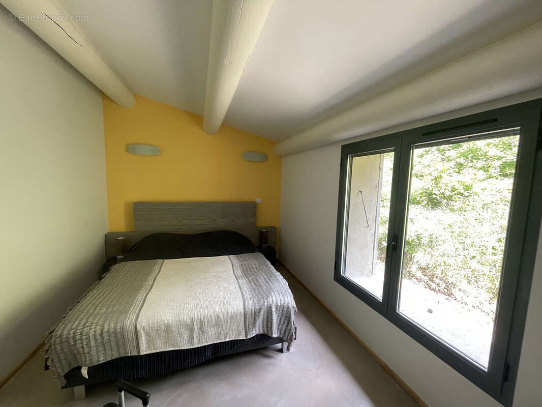 Maison à MALAUCENE