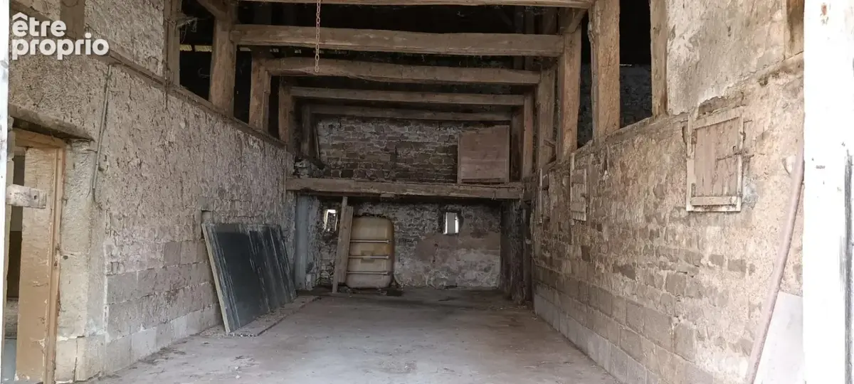 Corps de ferme 200m2  4 pièces et annexe  70300 Baudoncourt - photo 4
