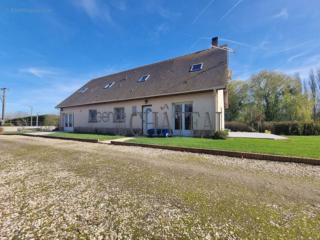 Maison à ETREPAGNY