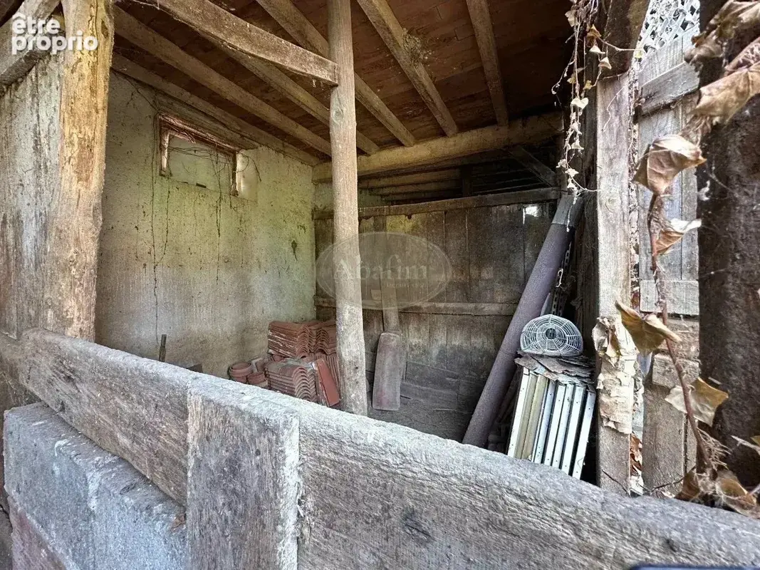 Ferme, dépendances 4 Ha - photo 42