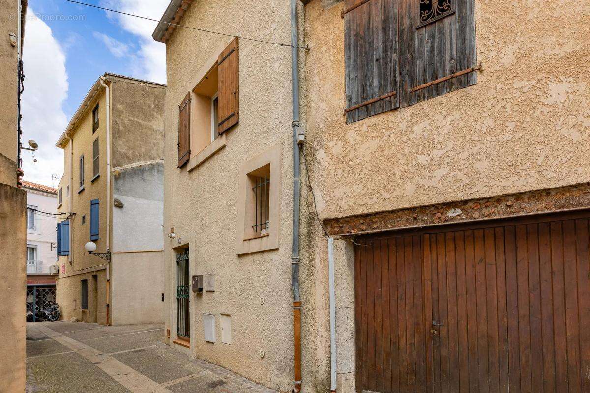 Maison à LEZIGNAN-CORBIERES
