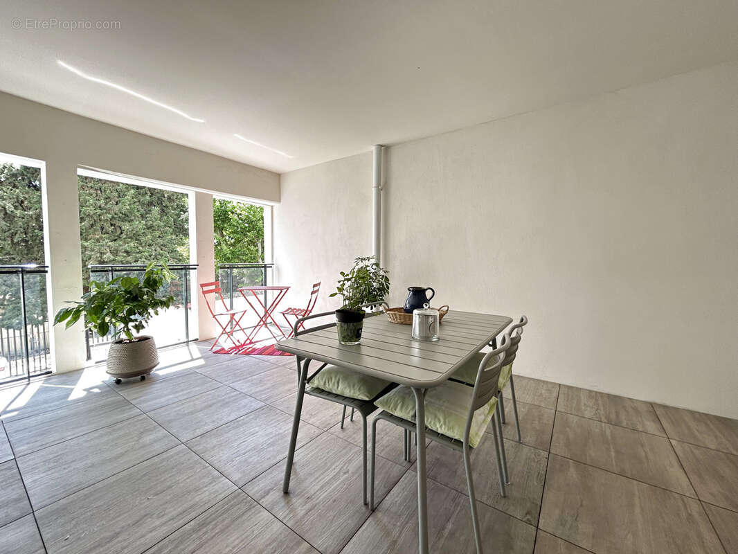 Appartement à MARSEILLE-8E