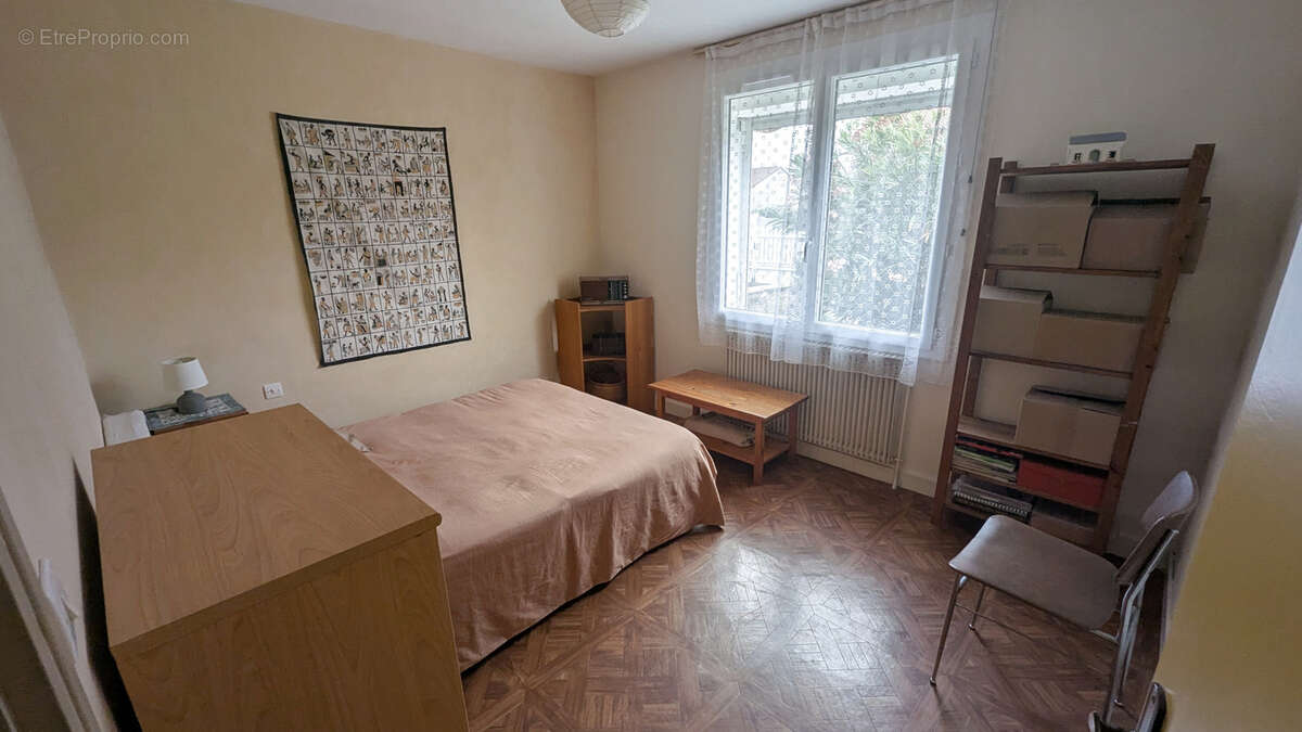 Maison à MAGNE
