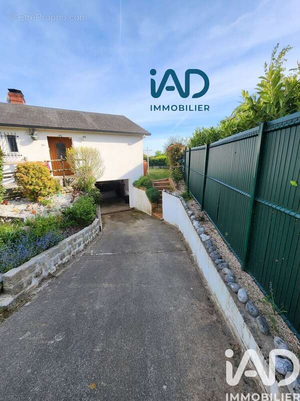 Photo 2 - Maison à FONTAINE-LA-MALLET
