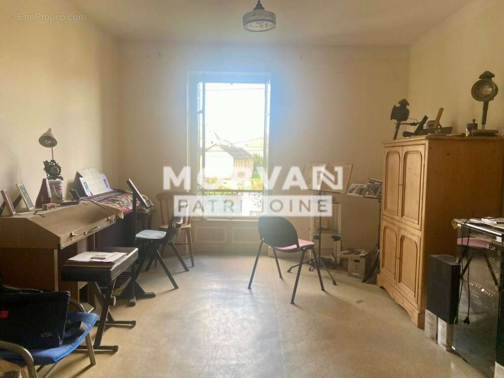 Maison à CHATILLON-EN-BAZOIS