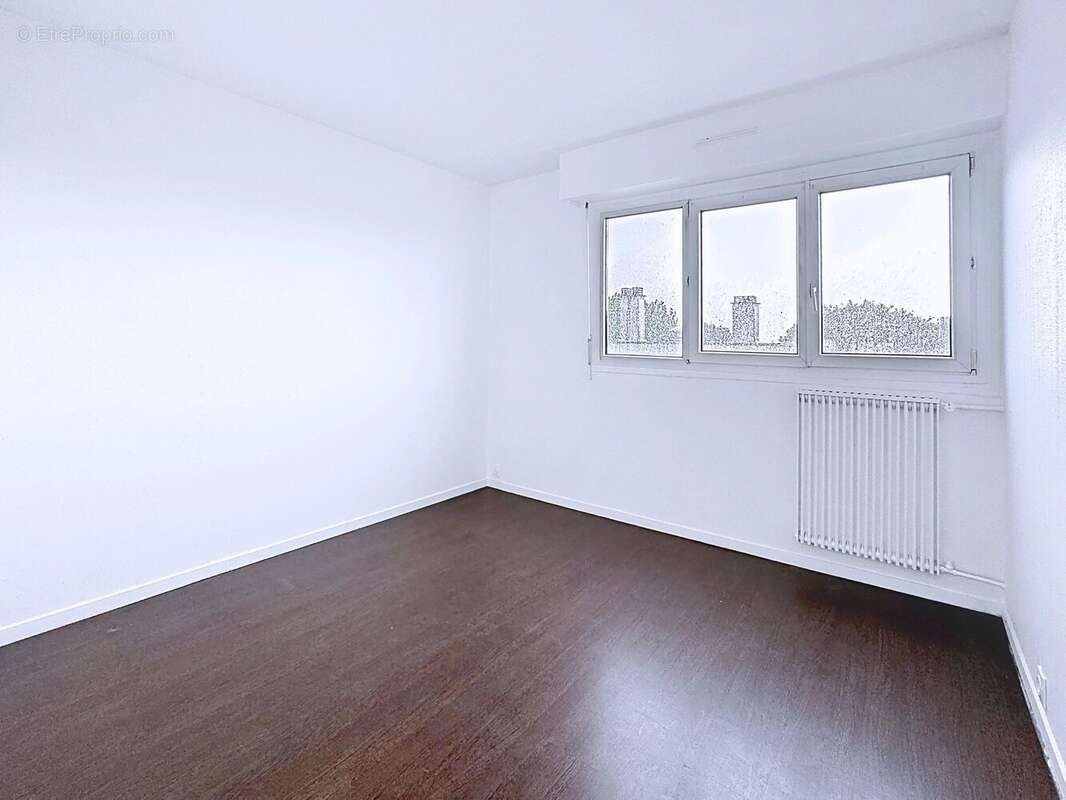 Apt f4 - balcon- cave et parking - 10 mns rer a - photo 7