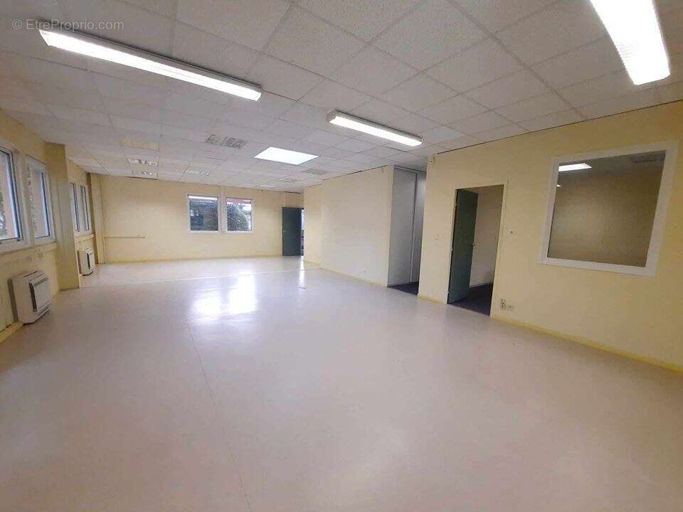 Commerce 180 m² à Avignon  - photo 5
