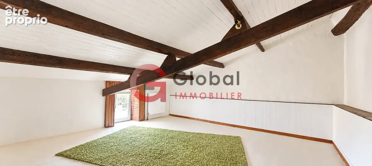 Maison familiale à Chanonat (63450) - photo 8