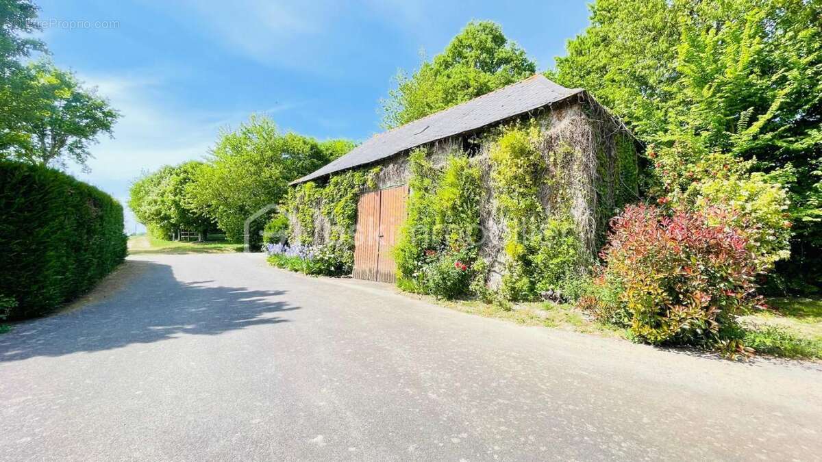 Maison à MARCILLE-ROBERT