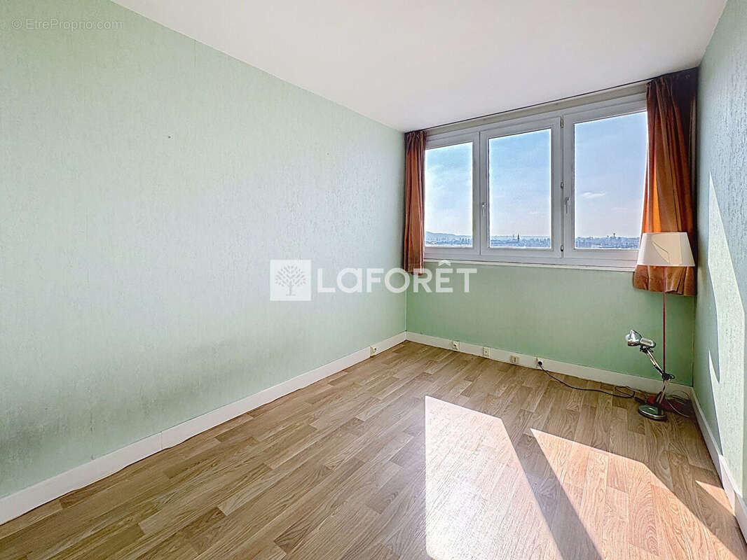 Appartement à SOTTEVILLE-LES-ROUEN