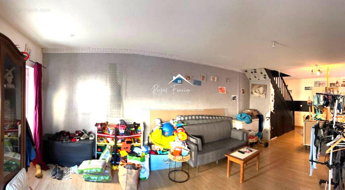 Séjour - Maison à CHARNIZAY