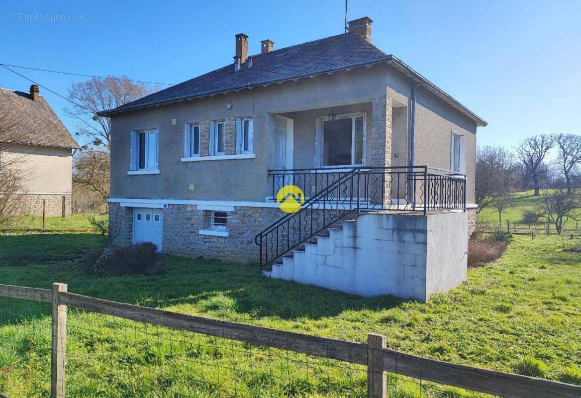 Maison à ORSENNES