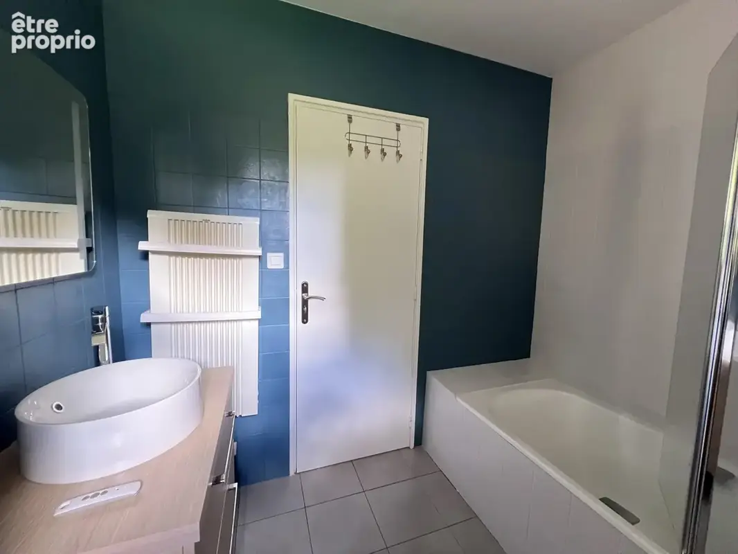 Maison 179 m² à Laille  - photo 8