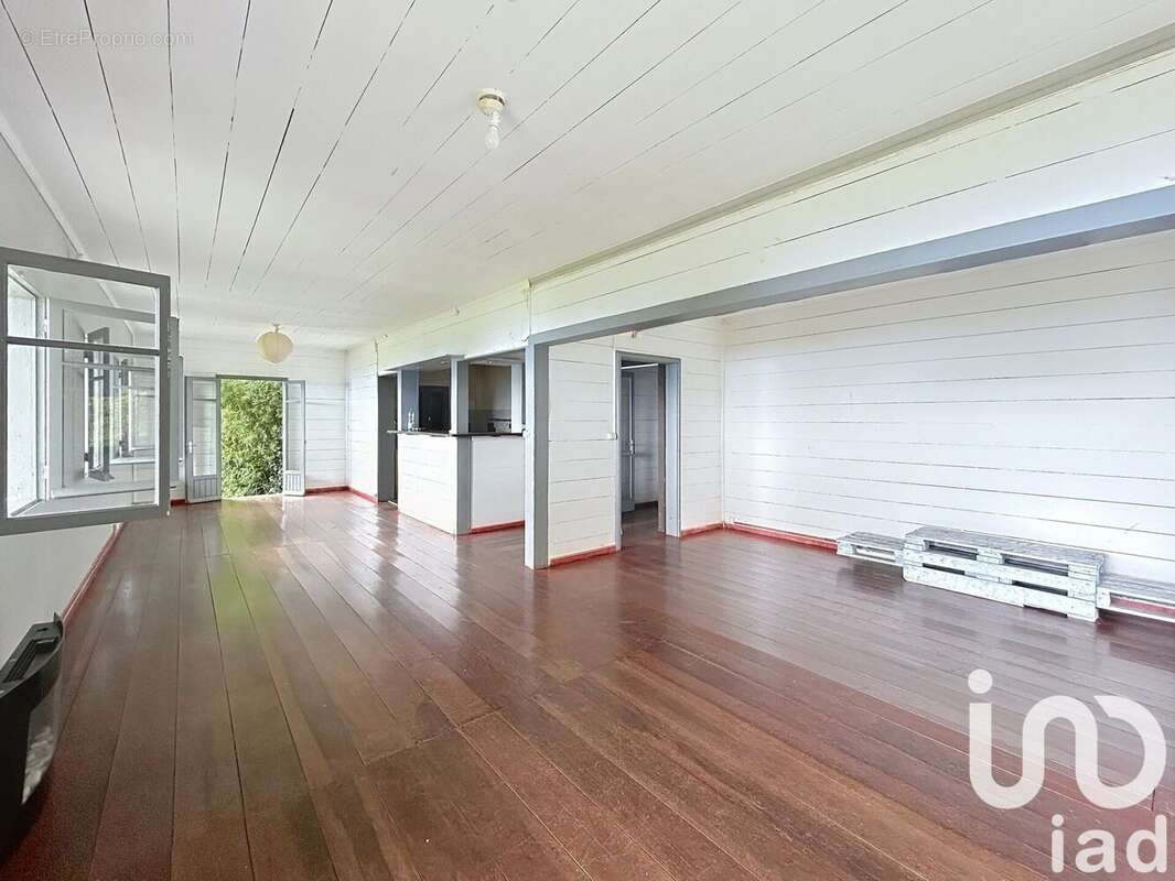 Photo 2 - Maison à SAINT-DENIS