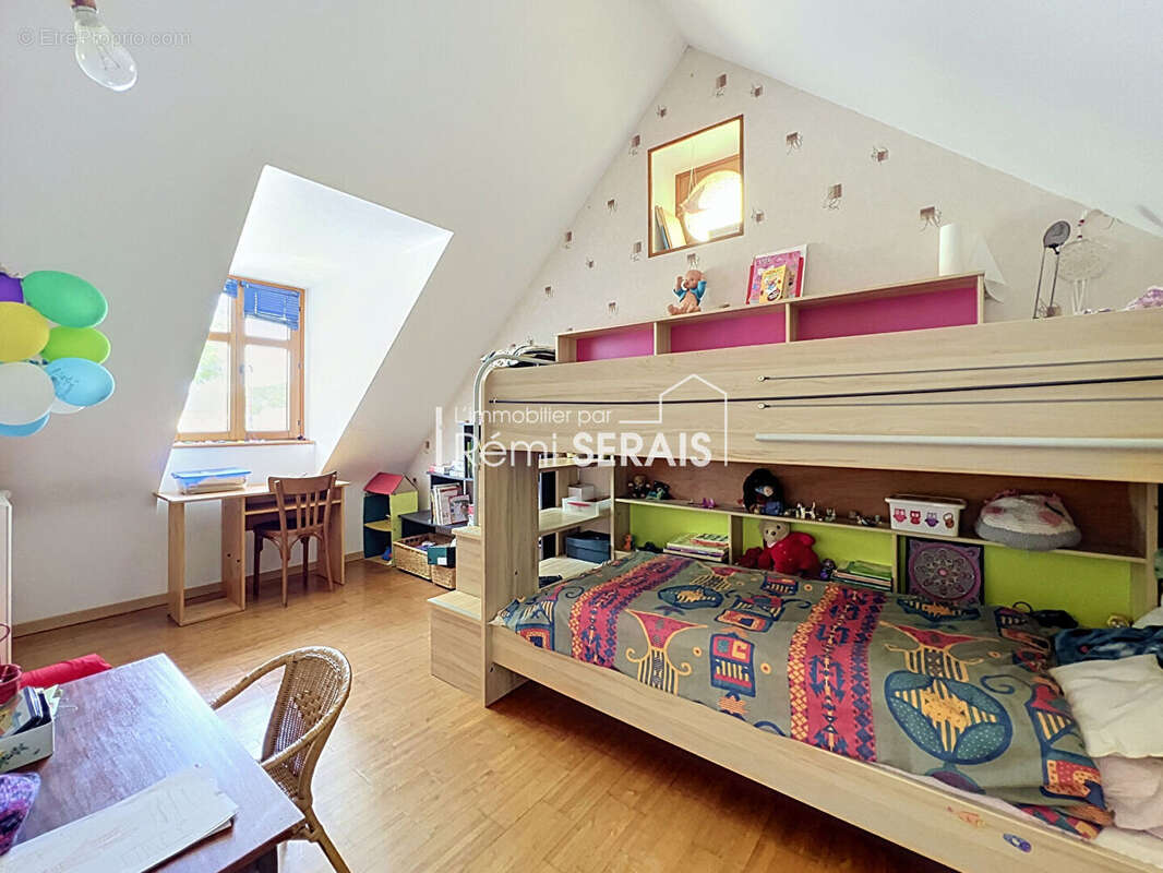 Propriété contemporaine  de caractère sur 5.8 hectares aux portes de Sées. - photo 9