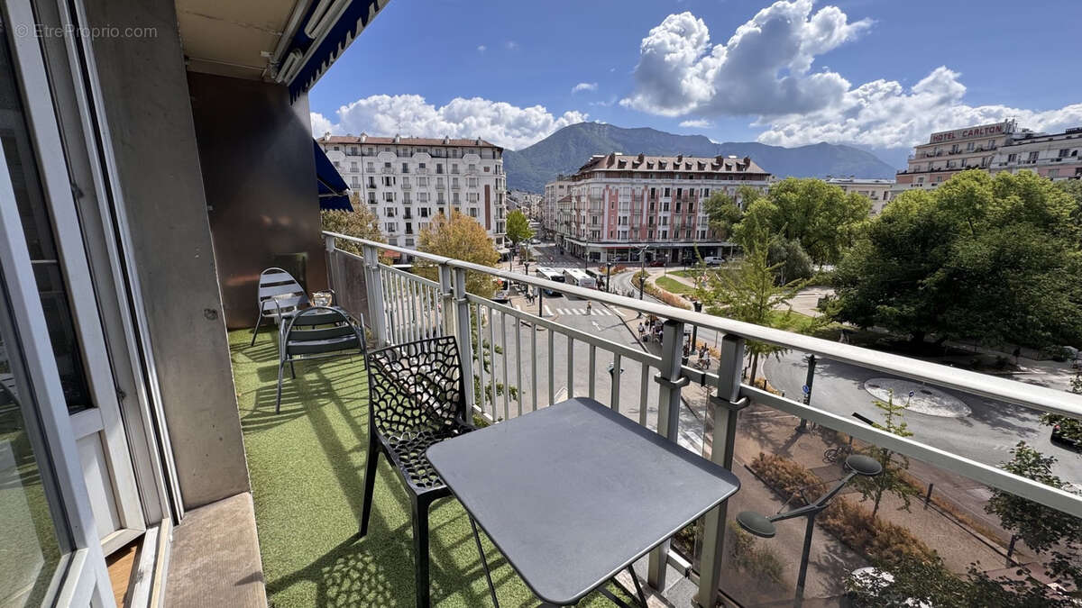 Superbe T2 en hypercentre d'Annecy - photo 10