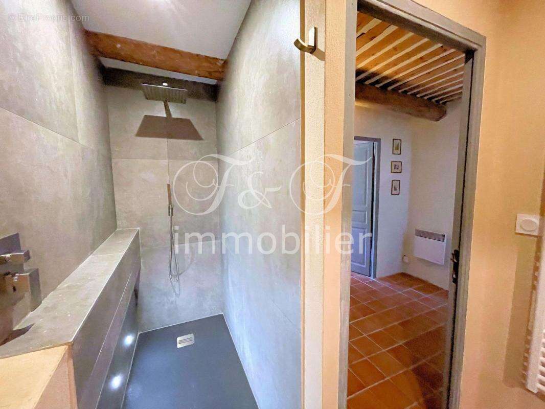 Maison à SAINT-MARTIN-DE-CASTILLON