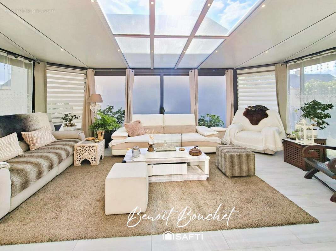 Photo 2 - Maison à CORMELLES-LE-ROYAL