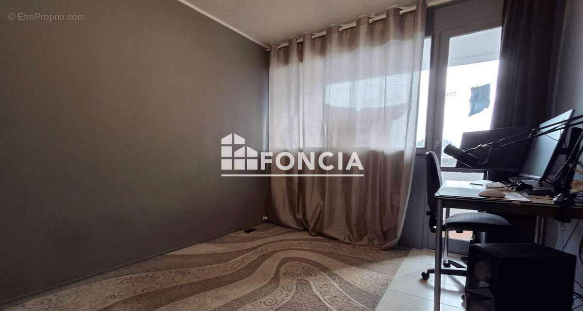 Appartement à VILLIERS-LE-BEL